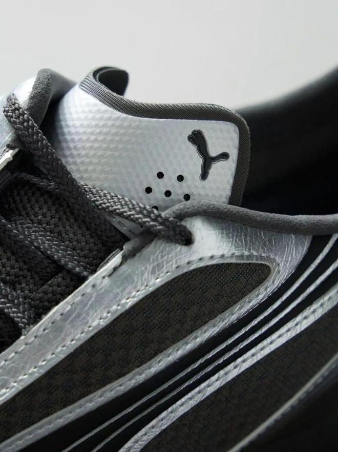 招牌色这4双sneakers值得一冲！AG旗舰厅中国区当「液态银」成春夏潮人(图2)